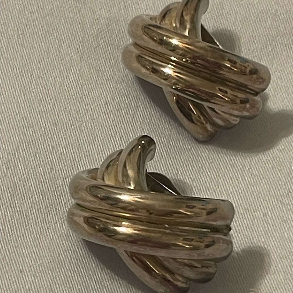 Silver‎ Knot Clip-On Earrings